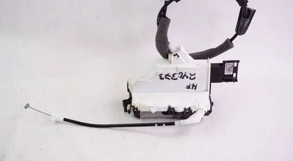 Citroen Berlingo Front door lock PSA828405