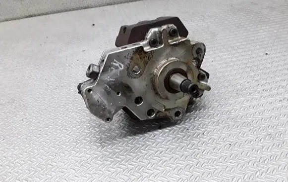 Renault Laguna II Fuel injection high pressure pump 0445010031 8200055072