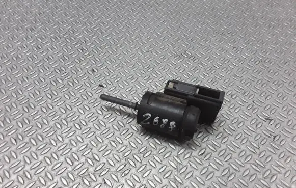 Audi A4 S4 B7 8E 8H Brake pedal sensor switch 3B0945511C