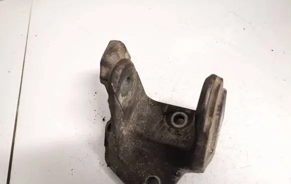 Dodge Journey Engine mounting bracket