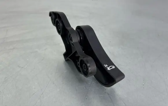BMW 2 F46 Engine bonnet (hood) release handle 7326517