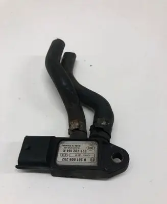 Renault Scenic III - Grand scenic III Exhaust gas pressure sensor 227702184R 120831T0819F 0281006252