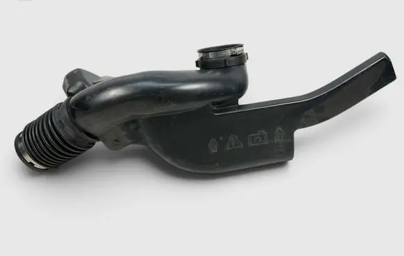 Chevrolet Tahoe Air intake hose/pipe 15060999 25335370