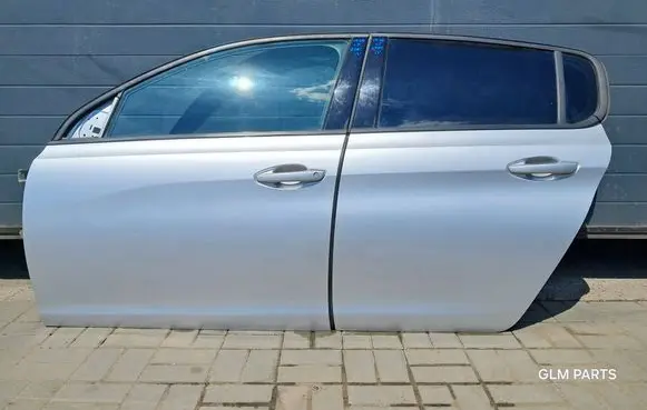 Peugeot 308 Front door