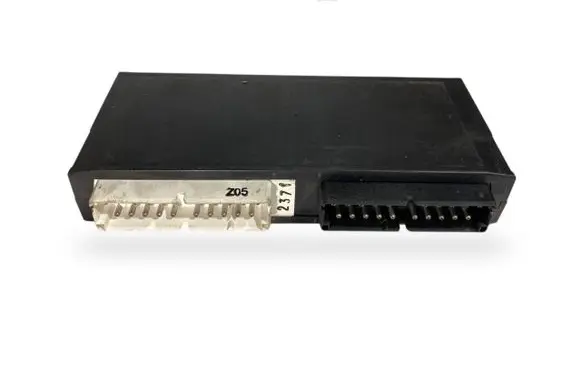 BMW 5 E34 Comfort/convenience module 1379741 61351379741