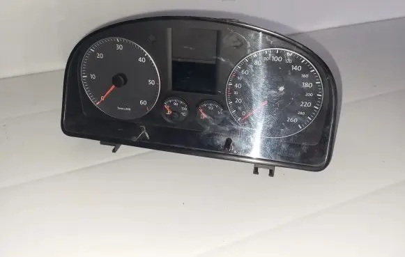 Volkswagen Touran I Speedometer (instrument cluster) A2C563026660 VWZ7Z0D9232066