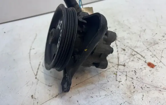 Chrysler Sebring (ST-22 - JR) Power steering pump