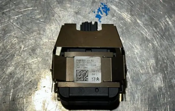 Peugeot 508 Rain sensor 9665925480