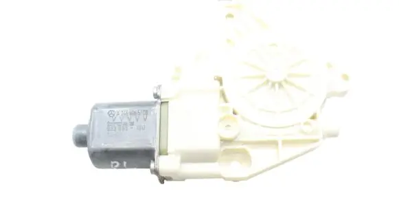 Mercedes-Benz B W246 W242 Front door window regulator motor A2469065100