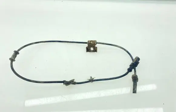 Subaru Legacy ABS brake wheel speed sensor K2 27540AG01