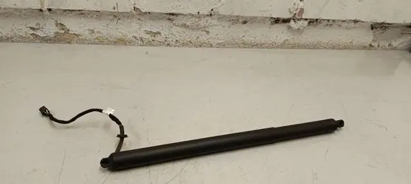 Porsche Macan (95B) Tailgate/trunk strut/damper 95b827851c