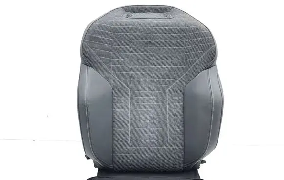Peugeot 3008 III Front passenger seat 