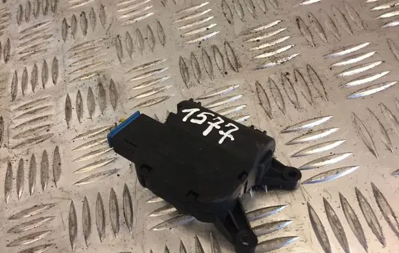 Seat Toledo III (5P) Air flap motor/actuator 1K0907511D 1577