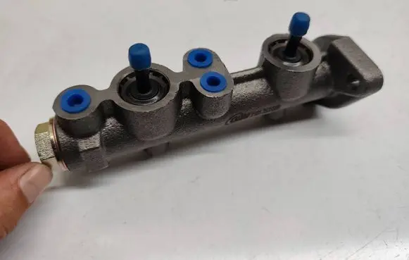 Lada 2106 Master brake cylinder 21013505008