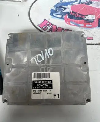 Toyota Corolla Verso AR10 Engine control unit/module 896610F010