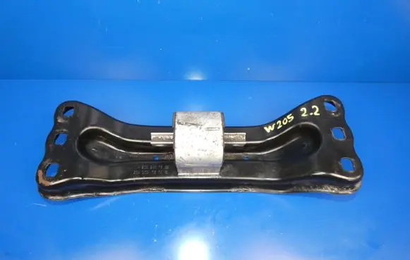Mercedes-Benz C W205 Gearbox mounting bracket A2052401802 2040031515