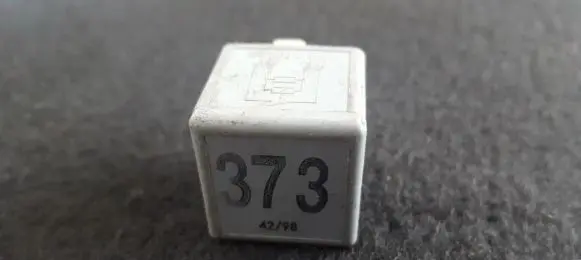 Audi A4 S4 B7 8E 8H Other relay 8D0951253A V23134-B52-X301
