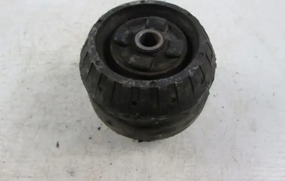 Mercedes-Benz Vito Viano W638 Front coil spring rubber mount 