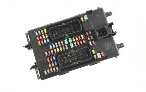 Volvo S90, V90 Fuse module 31682732 31346672