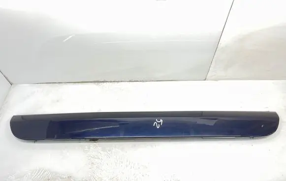 Mercedes-Benz ML W163 Tailgate trim A1637400770