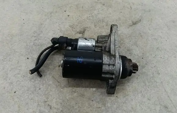 Volkswagen Jetta V Starter motor 02T911023R