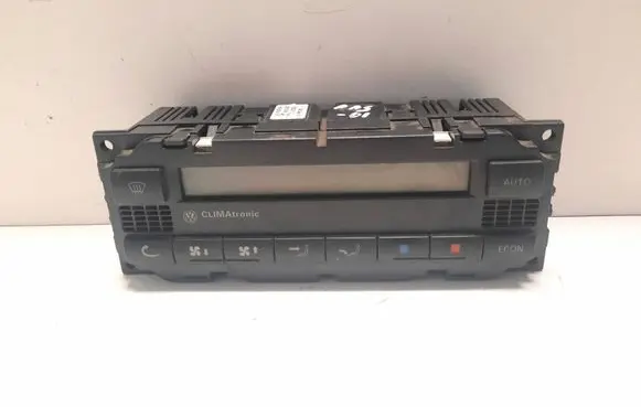 Volkswagen PASSAT B5.5 Climate control unit 3B1907044H