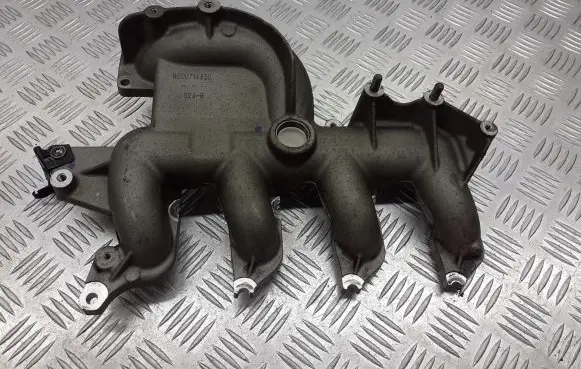 Renault Megane II Intake manifold 8200714430