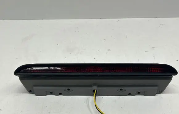 Subaru Forester SG Third/center stoplight