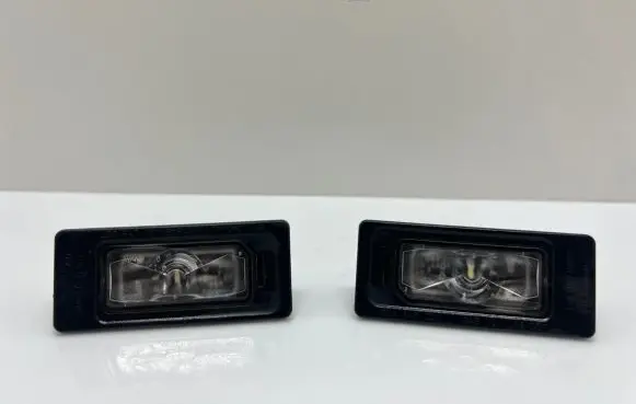 Seat Alhambra (Mk2) Number plate light 5NA943021