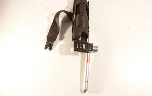 Volvo V50 Front seatbelt 30615571
