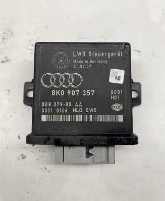 Audi A5 8T 8F Light module LCM 8K0907357