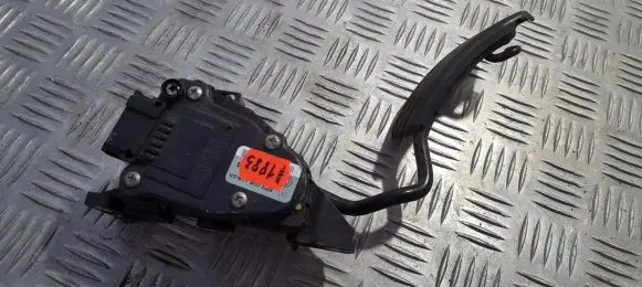 Renault Espace - Grand espace IV Accelerator throttle pedal 8200007514 6pv008119-23
