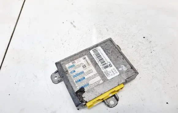 Honda CR-V Airbag control unit/module 77960-SWA-E231-M4
