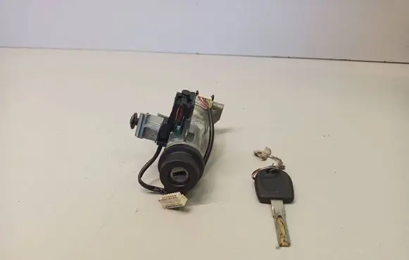 Skoda Octavia Mk3 (5E) Ignition lock 1K0905851B 5Q0905865