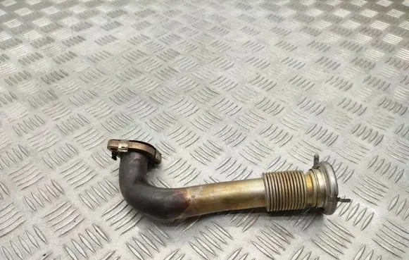Audi A8 S8 D4 4H EGR valve line/pipe/hose 059131525BJ
