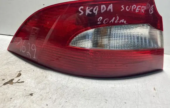 Skoda Superb B6 (3T) Rear/tail lights 3T5945095