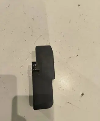 Opel Insignia A Fuse box cover 13222785