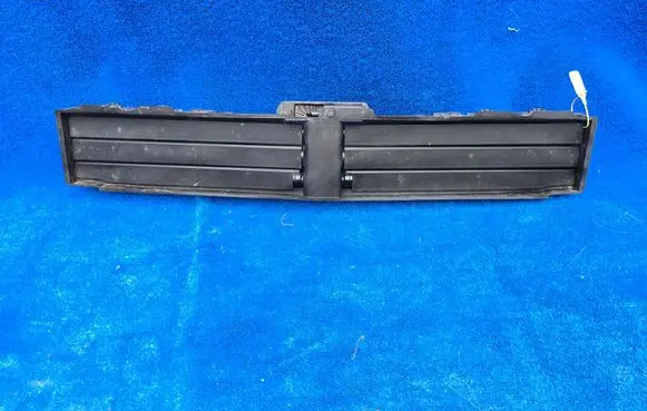 BMW X1 U11 Intercooler air guide/duct channel 5A75821