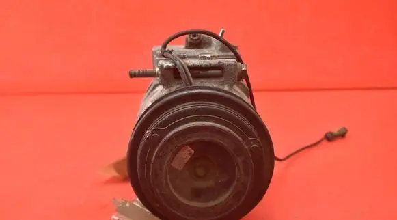 Audi A4 S4 B5 8D Air conditioning (A/C) compressor (pump)