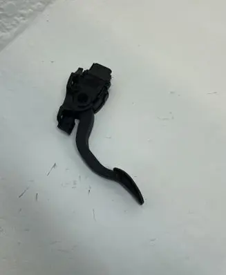 Ford S-MAX Accelerator throttle pedal 6G929F836JC 6PV00922010