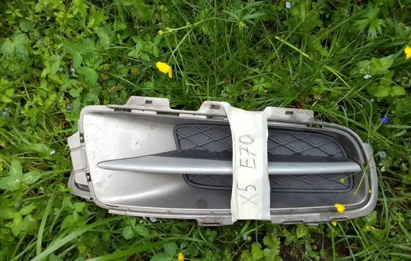 BMW X5 E70 Front bumper lower grill 51117159594 10503410 51117159593