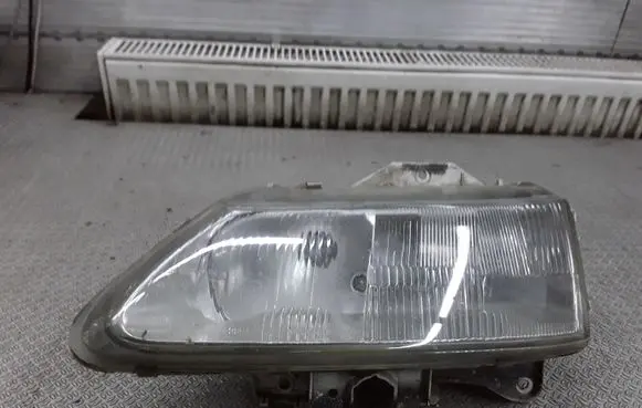 Renault Laguna I Headlight/headlamp 302142617