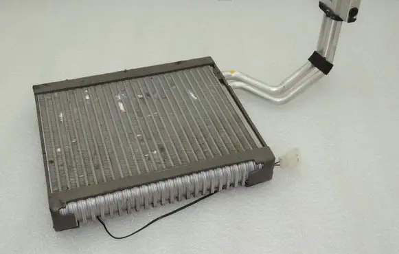 Suzuki Grand Vitara II Air conditioning (A/C) radiator (interior) 9541064J21000 9541064J21