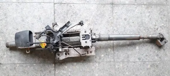 Volkswagen Touran III Steering wheel axle