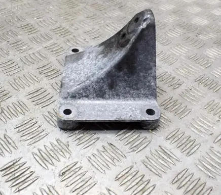 Jaguar XF X250 Engine mounting bracket 8W836061AA