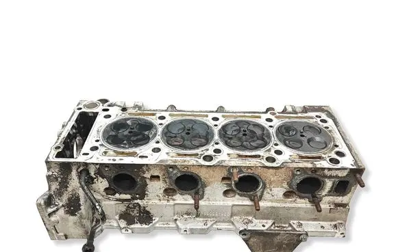 Mercedes-Benz Vito Viano W639 Engine head A6110105020