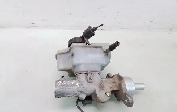 Volkswagen Golf V Master brake cylinder 1K1611301D
