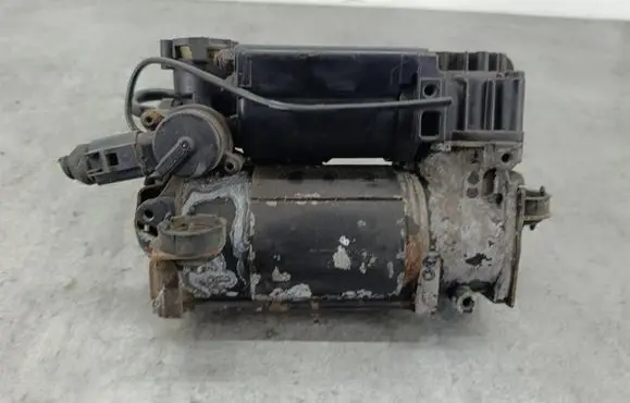 Audi A6 S6 C5 4B Air suspension compressor 4Z7616007