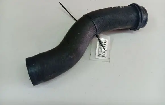 Toyota Yaris Intercooler hose/pipe