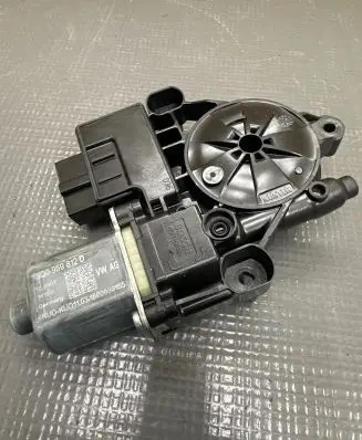 Volkswagen e-Golf Rear door window regulator motor 5Q0959812D 1800030155